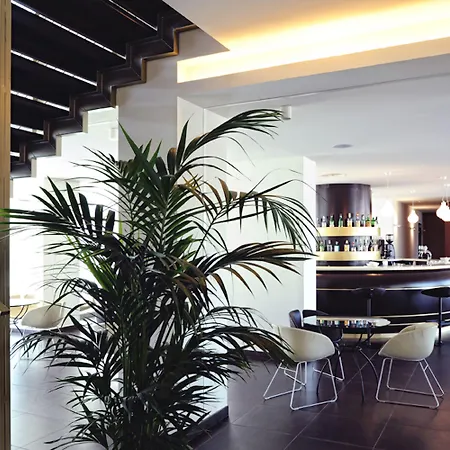 Ih Z3 Hotel 4*