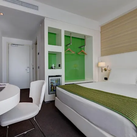 Ih Z3 Hotel 4*